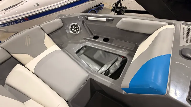 Slide: The Image of ATX 22 TYPE S 2020 - 37