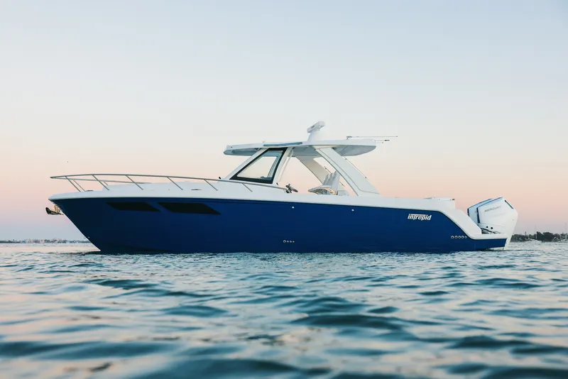 The Image of Intrepid 35 VALOR 2027 - 0