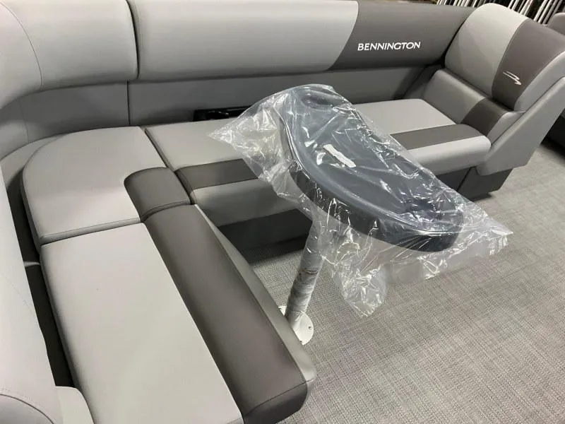 Slide: The Image of Bennington 20 SVL 2024 - 11