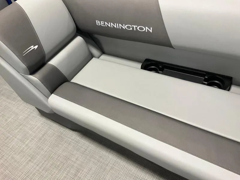 Slide: The Image of Bennington 20 SVL 2024 - 12