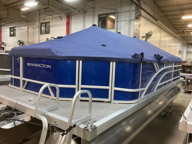 Slide: The Image of Bennington 20 SVL 2024 - 6