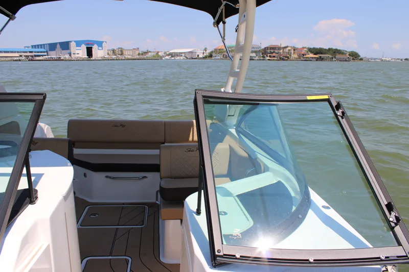 Slide: The Image of Sea Ray SDX 230 Surf 2026 - 27