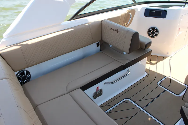 Slide: The Image of Sea Ray SDX 230 Surf 2026 - 12