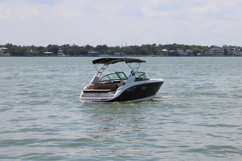 Slide: The Image of Sea Ray SDX 230 Surf 2026 - 3