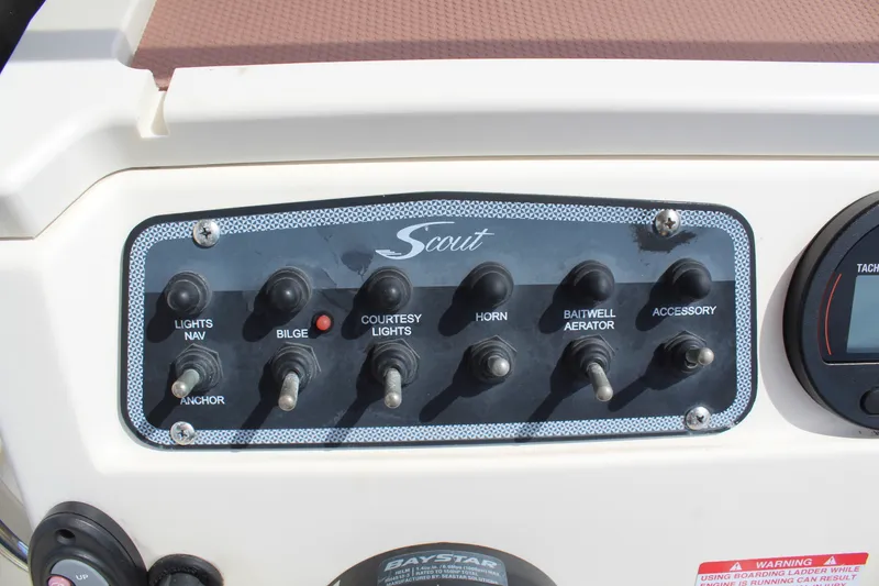Slide: The Image of Scout 175 SPORT DORADO 2021 - 21