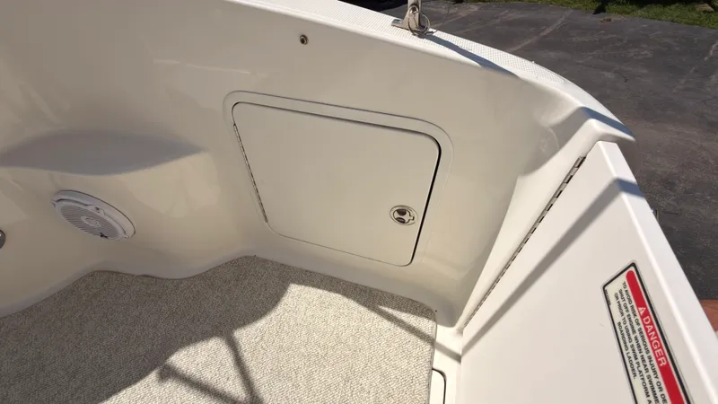 Slide: The Image of Sea Ray 280 SUNDANCER 2001 - 15