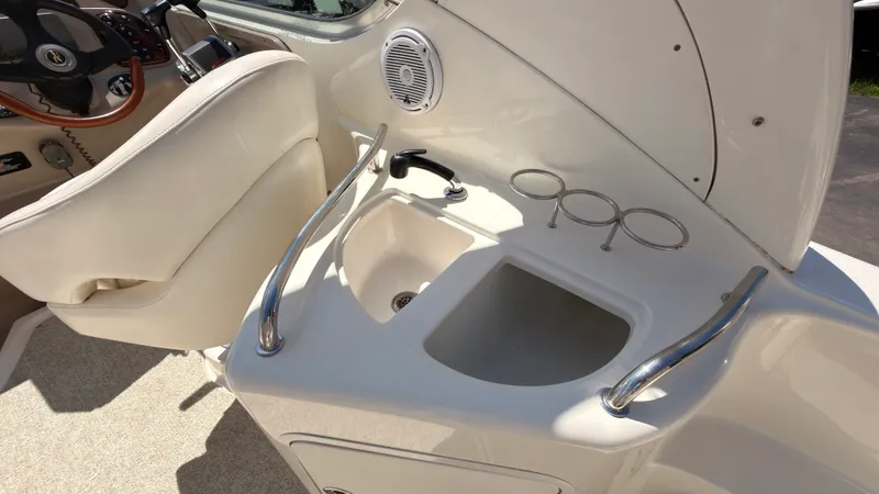 Slide: The Image of Sea Ray 280 SUNDANCER 2001 - 27
