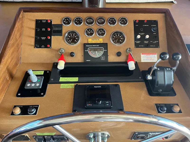Slide: The Image of Control panel of a 1986 Hatteras 70' Cockpit Motor Yacht. - 26