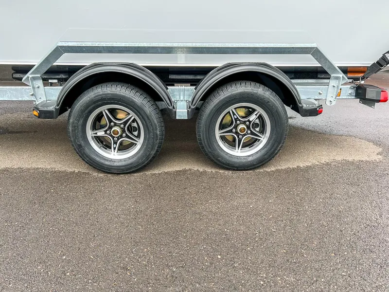 Slide: The Image of Hewescraft 200 ProV 2026 - 20