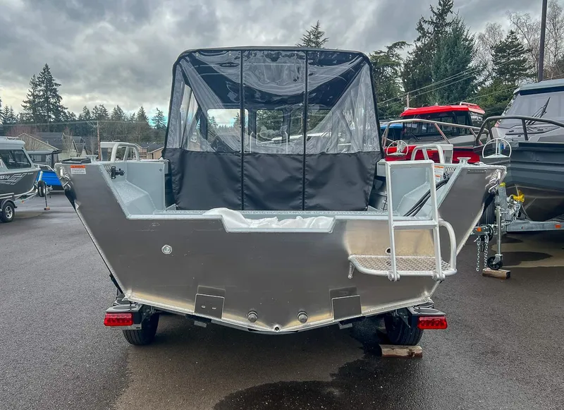 Slide: The Image of Hewescraft 200 ProV 2026 - 4