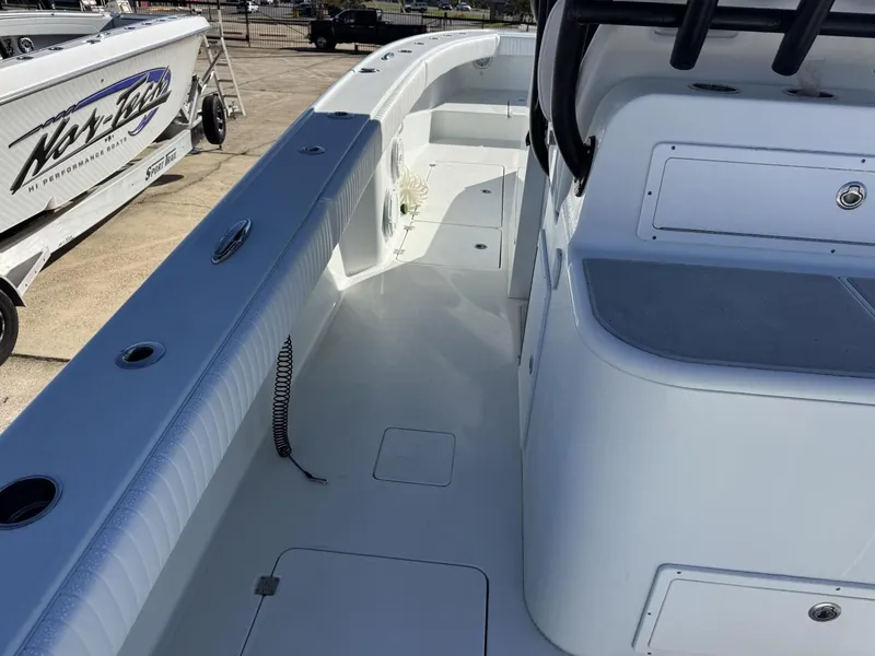 Slide: The Image of Freeman 34 VH Hull and Trailer 2019 - 17