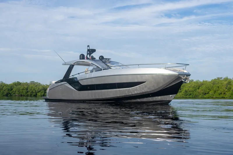 Slide: The Image of Azimut Verve 47 2022 - 2