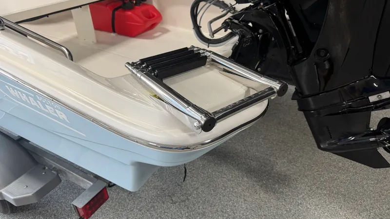 Slide: The Image of Boston Whaler 130 Super Sport 2027 - 7