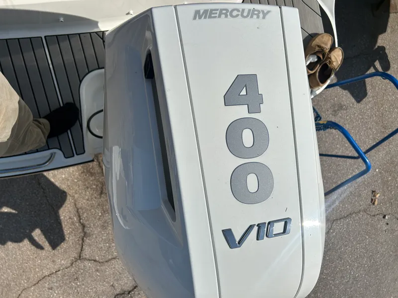 Slide: The Image of Sea Ray 260 SXO 2026 - 3