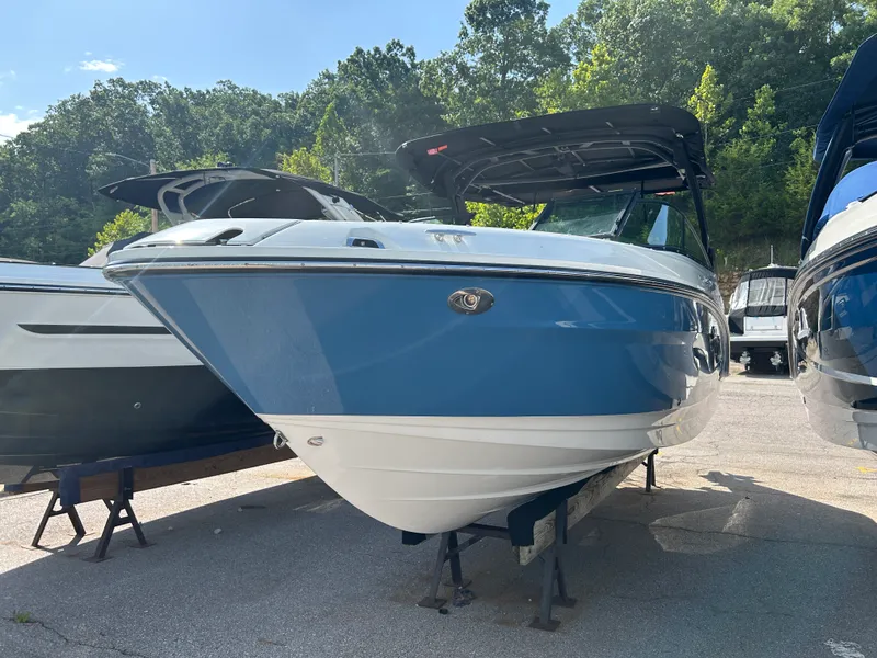 Slide: The Image of Sea Ray 260 SXO 2026 - 1