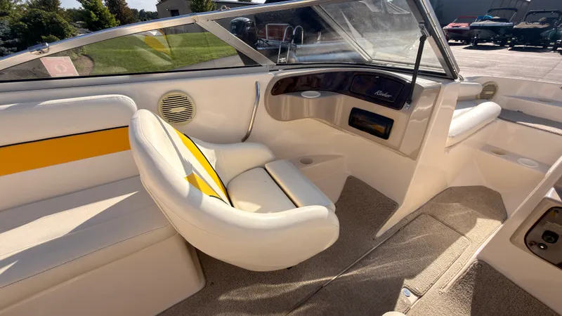 Slide: The Image of Rinker CAPTIVA 192 2002 - 26
