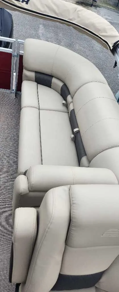 Slide: The Image of 2024 Sun Tracker Party Barge 22 RF XP3 beige seating area. - 8