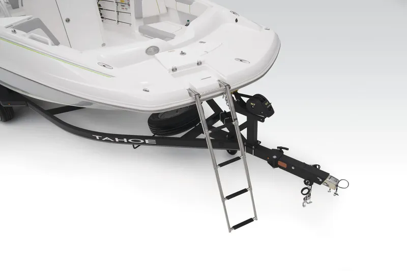 Slide: The Image of Manufacturer Provided Image: Tahoe 2150 CC - 11