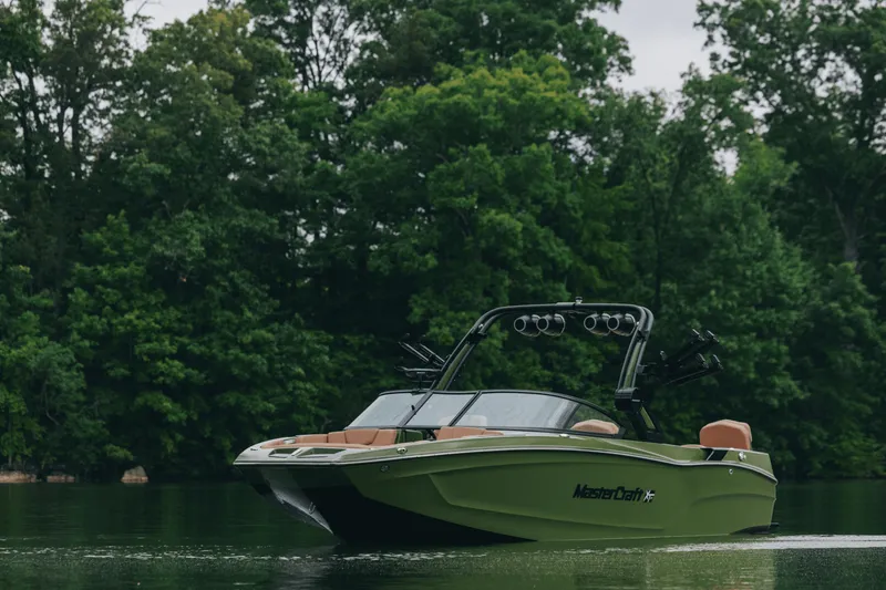 Slide: The Image of Mastercraft XT24 2027 - 22