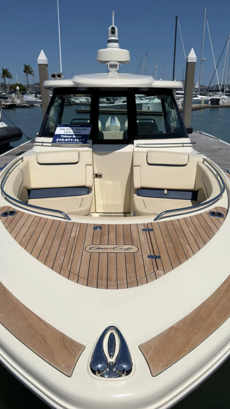 Slide: The Image of Chris-Craft CALYPSO 35 2023 - 15