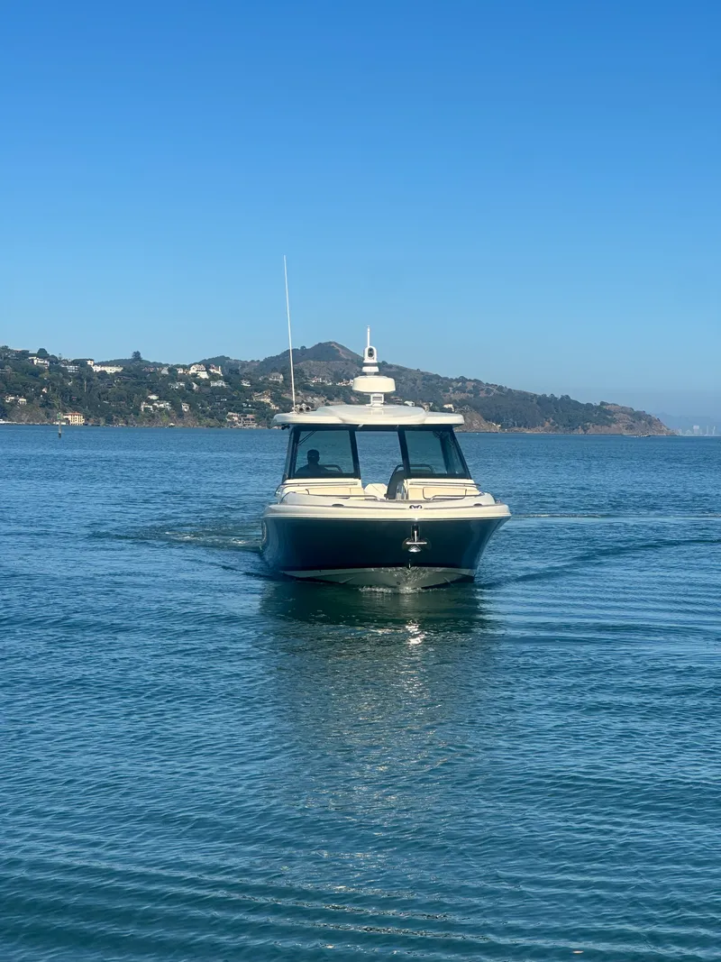 Slide: The Image of Chris-Craft CALYPSO 35 2023 - 20