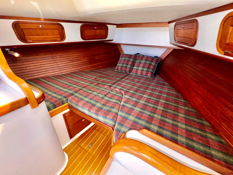 Slide: The Image of Legacy 34 EXPRESS 2003 - 41