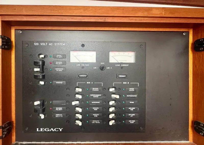 Slide: The Image of Legacy 34 EXPRESS 2003 - 39