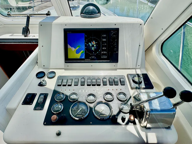 Slide: The Image of Legacy 34 EXPRESS 2003 - 21