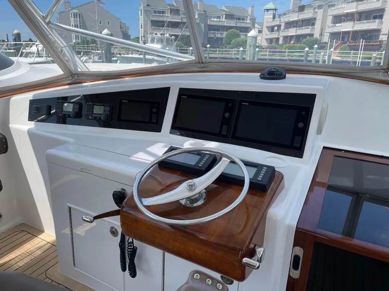 Slide: The Image of Helm Station - 21