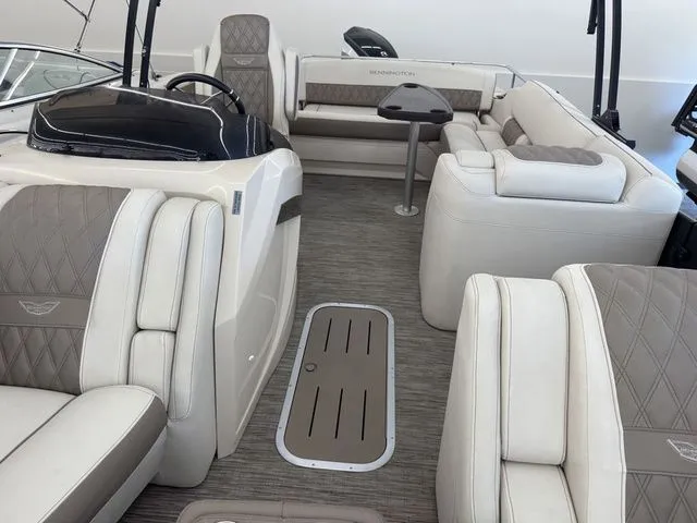 Slide: The Image of Bennington 23 RXSB 2020 - 8