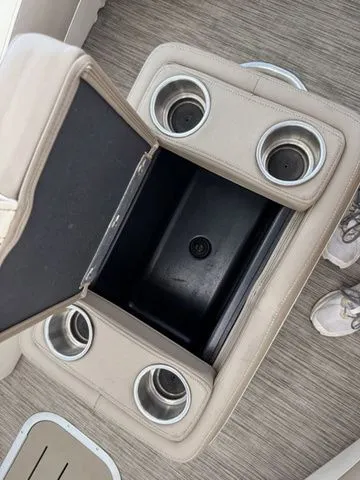 Slide: The Image of Bennington 23 RXSB 2020 - 9