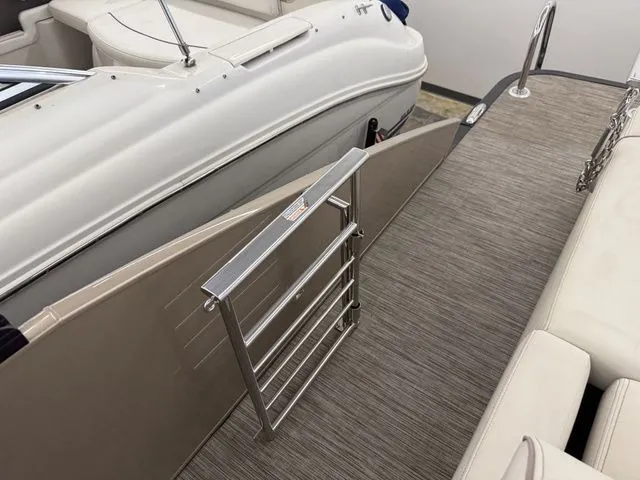 Slide: The Image of Bennington 23 RXSB 2020 - 17