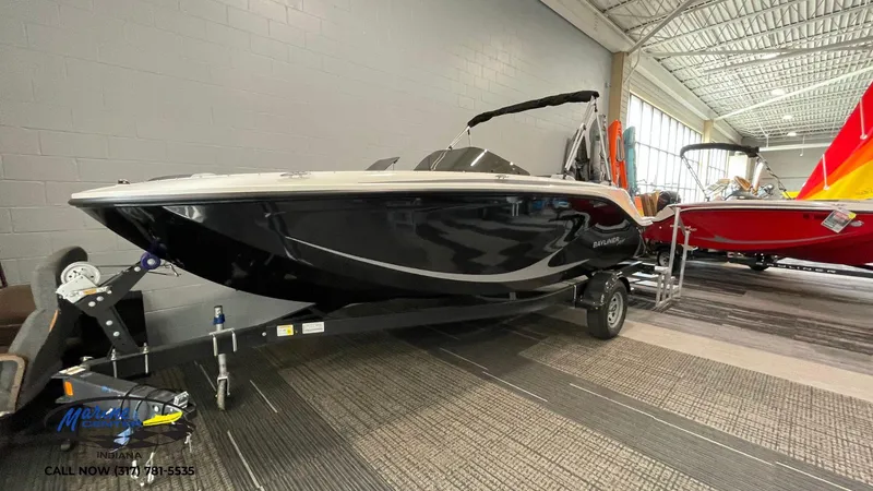 The Image of Bayliner Element M19 2024 - 1