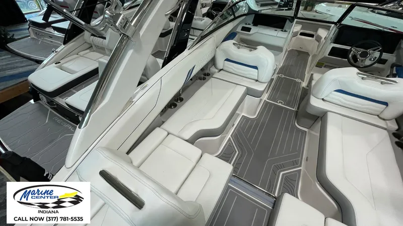 Slide: The Image of Regal LS 4 SURF ULTIMATE 2024 - 10