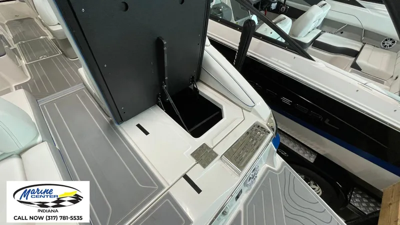 Slide: The Image of Regal LS 4 SURF ULTIMATE 2024 - 11