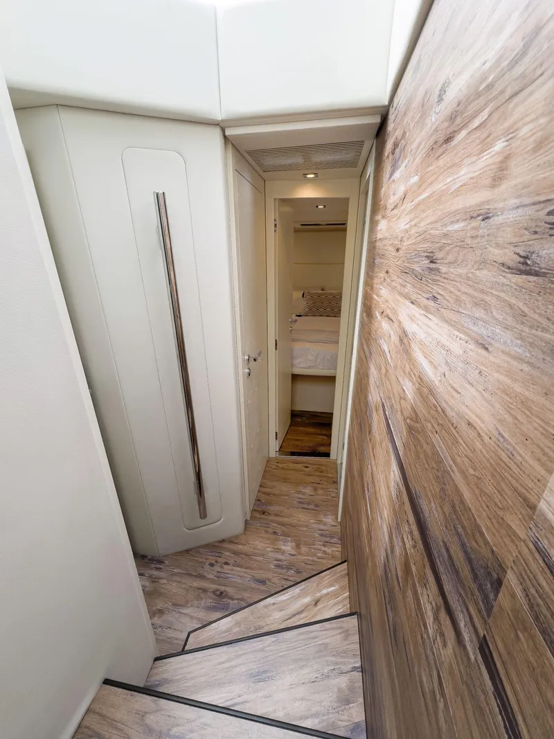 Slide: The Image of Azimut 55S 2016 - 53