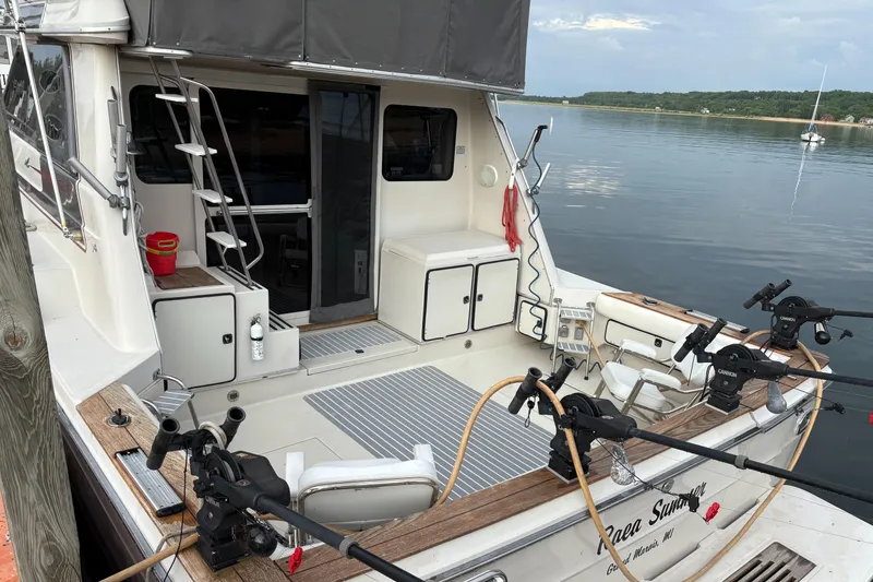 Slide: The Image of Sea Ray 460 Convertible 1987 - 55