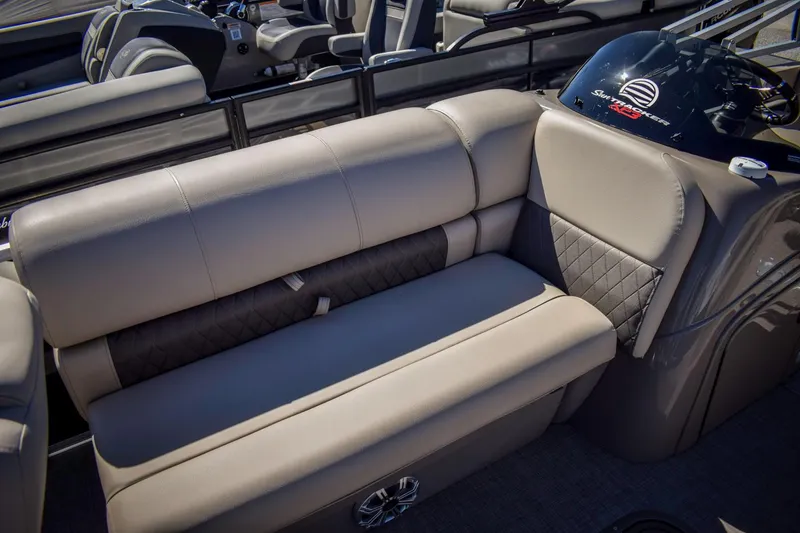 Slide: The Image of 2023 Sun Tracker Sportfish 24 XP3 boat interior seating. - 9