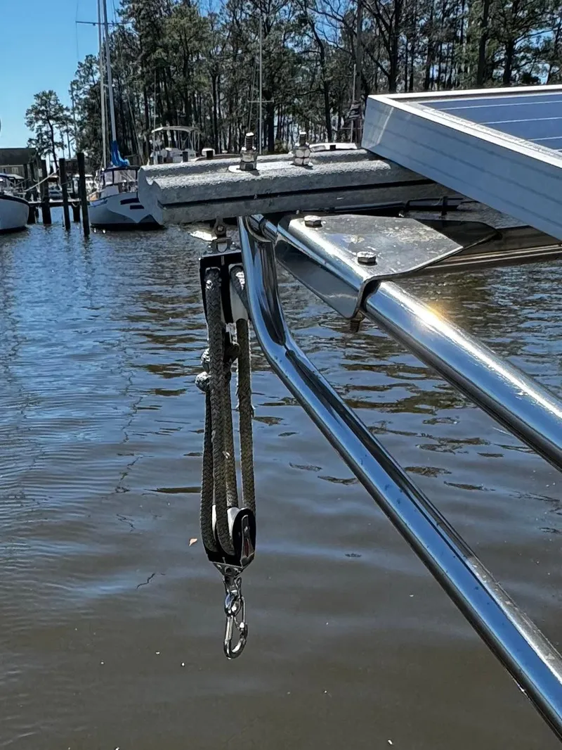 Slide: The Image of 1987 Island Packet 27 - 10