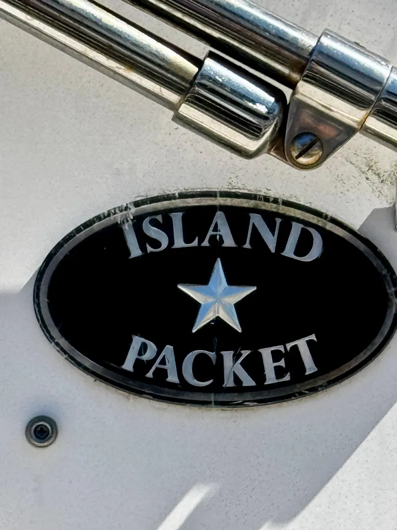 Slide: The Image of 1987 Island Packet 27 - 21