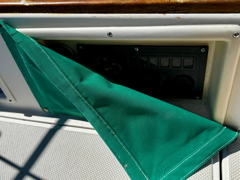 Slide: The Image of 1987 Island Packet 27 - 35