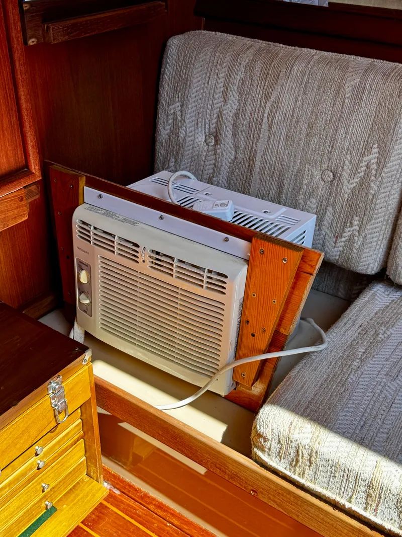 Slide: The Image of 1987 Island Packet 27 - 41