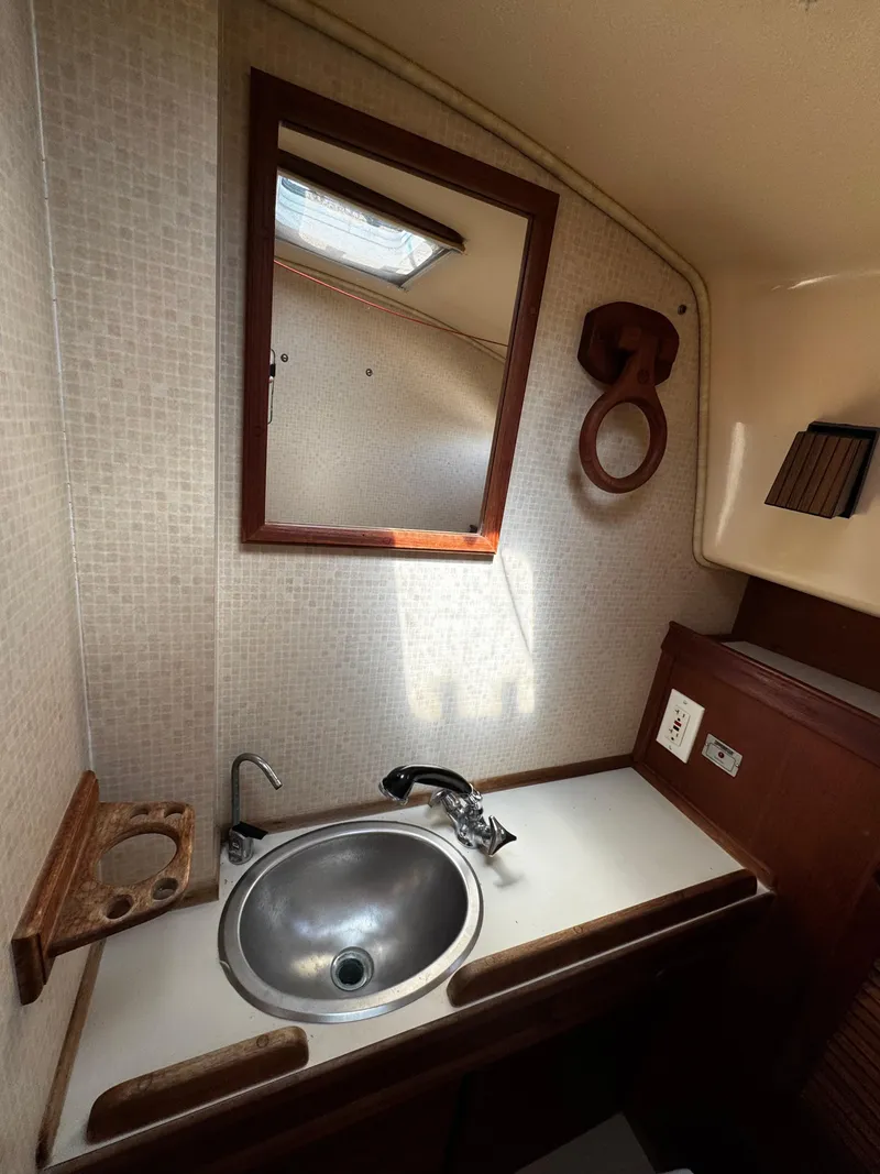 Slide: The Image of 1987 Island Packet 27 - 56