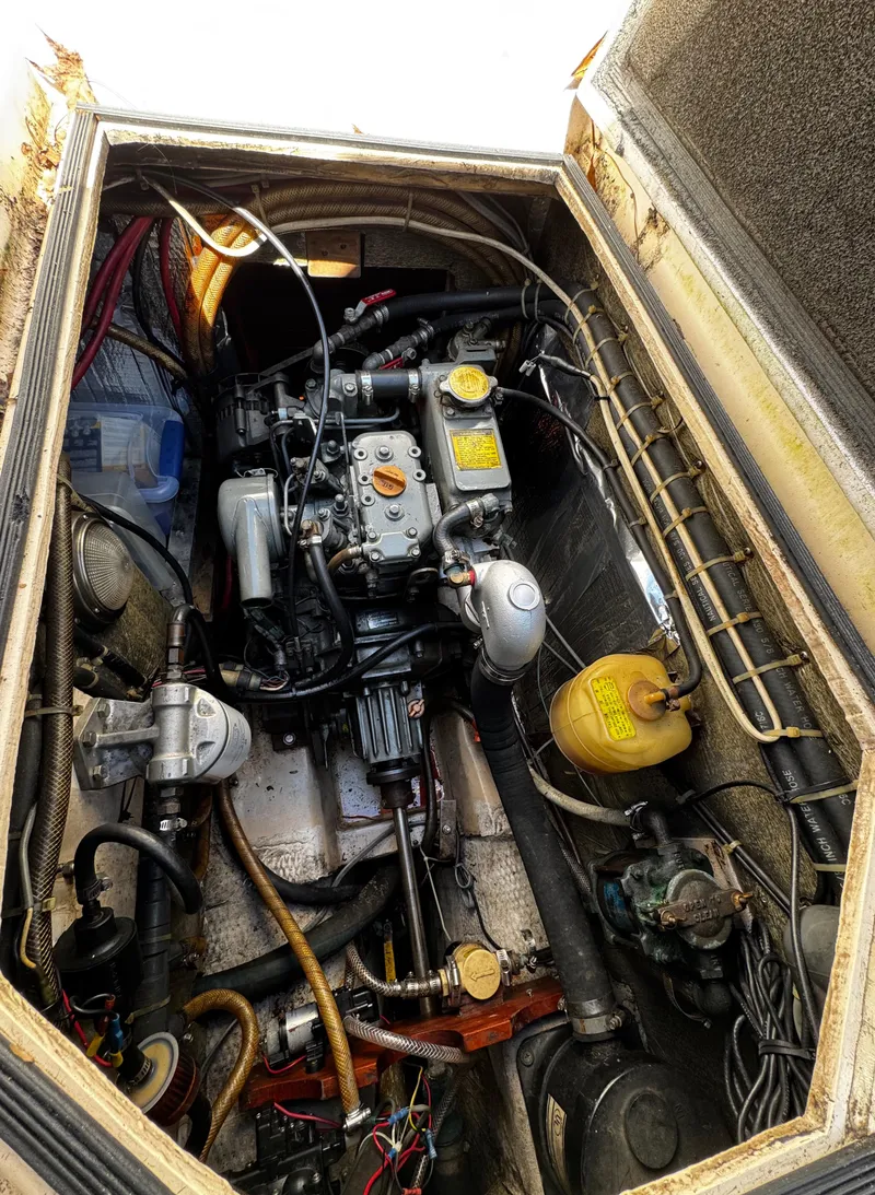 Slide: The Image of 1987 Island Packet 27 - 70