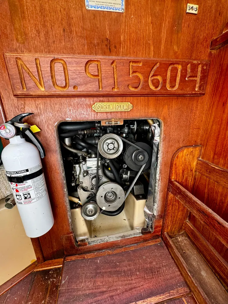 Slide: The Image of 1987 Island Packet 27 - 72