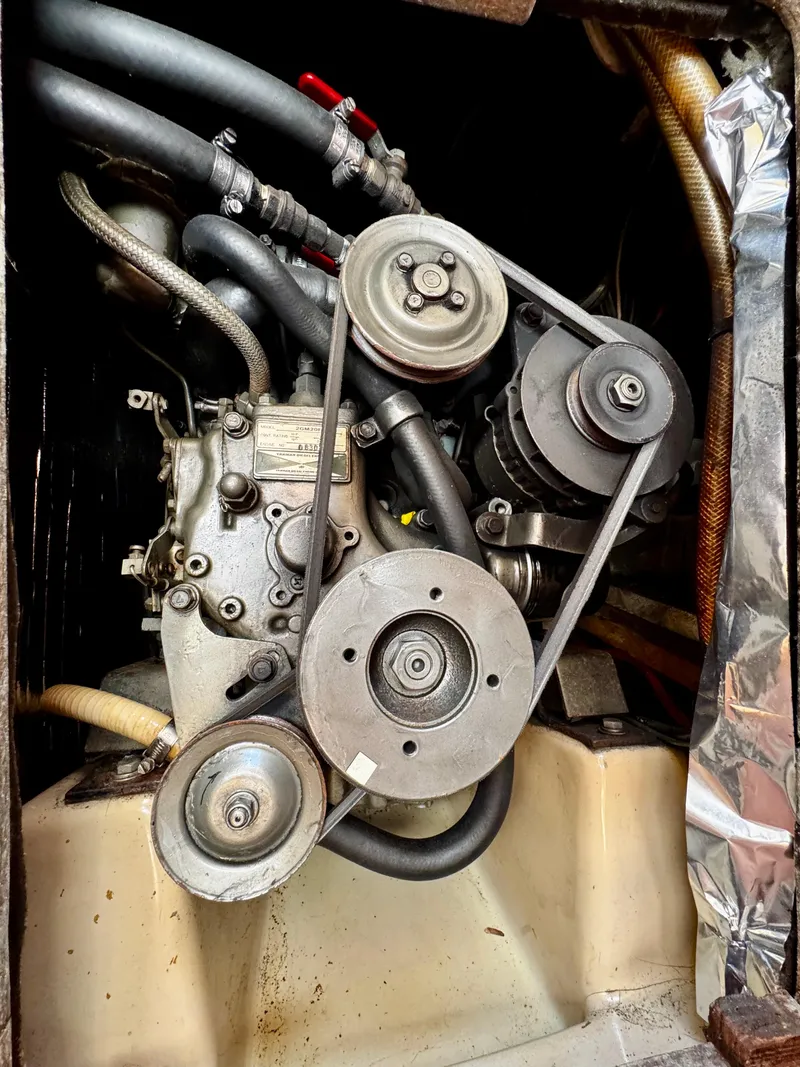 Slide: The Image of 1987 Island Packet 27 - 74