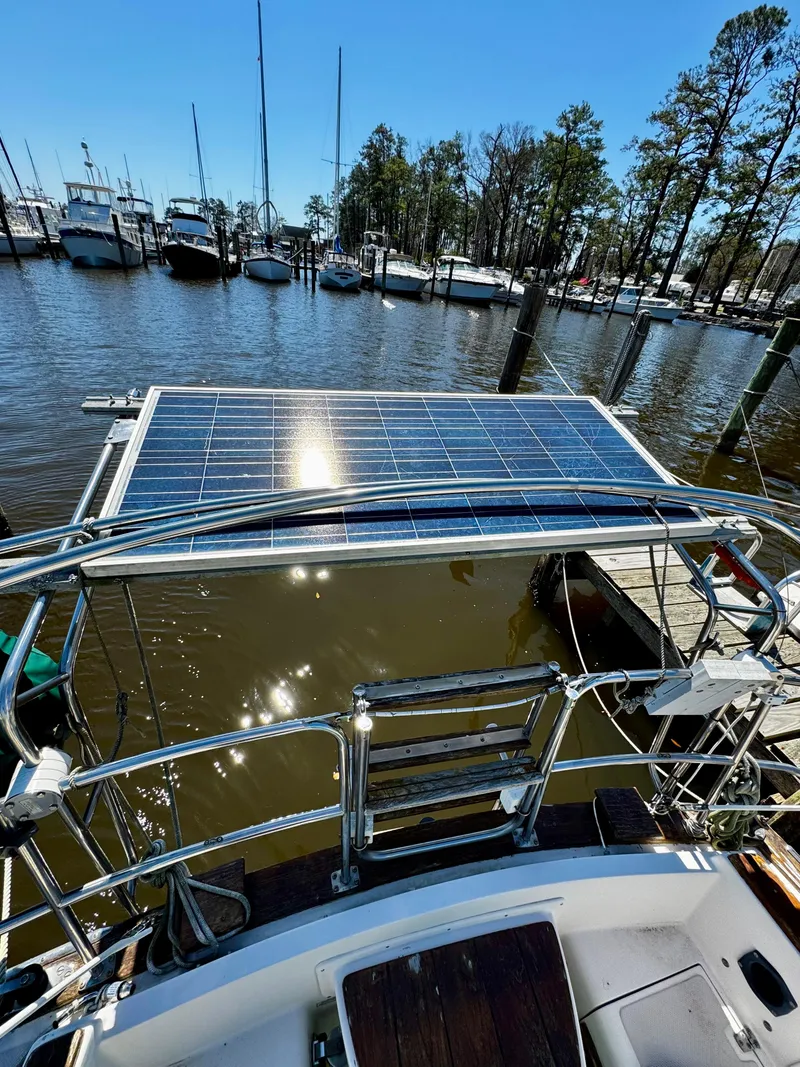 Slide: The Image of 1987 Island Packet 27 - 8