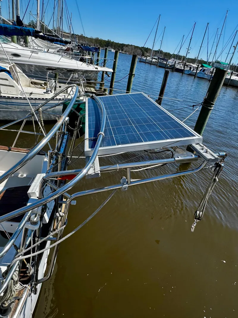 Slide: The Image of 1987 Island Packet 27 - 9