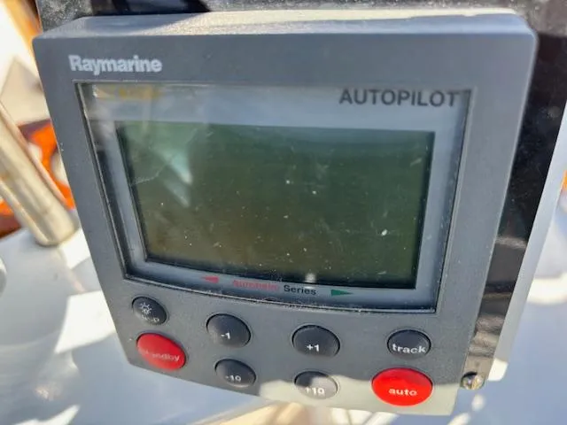 Slide: The Image of Autopilot - 15