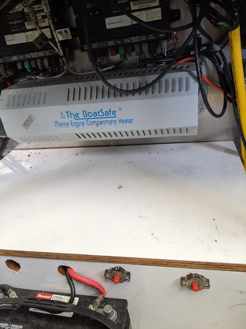 Slide: The Image of Monticello River Yacht 2001 - 60